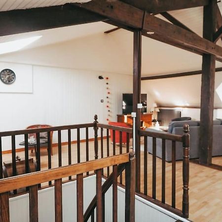 Appartement Avec Patio Sainte-Anne-d'Auray Luaran gambar