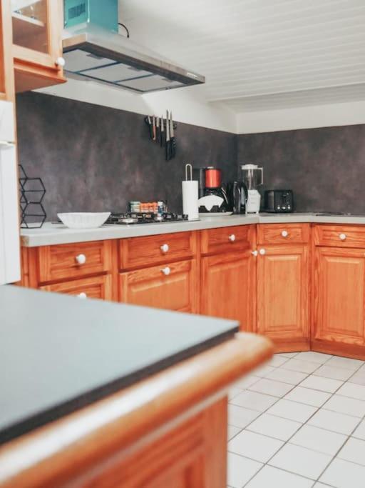 Appartement Avec Patio Sainte-Anne-d'Auray Luaran gambar