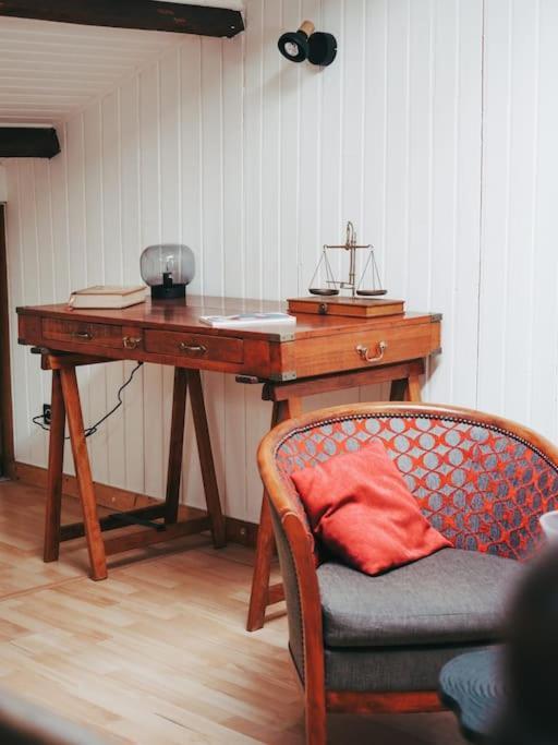 Appartement Avec Patio Sainte-Anne-d'Auray Luaran gambar